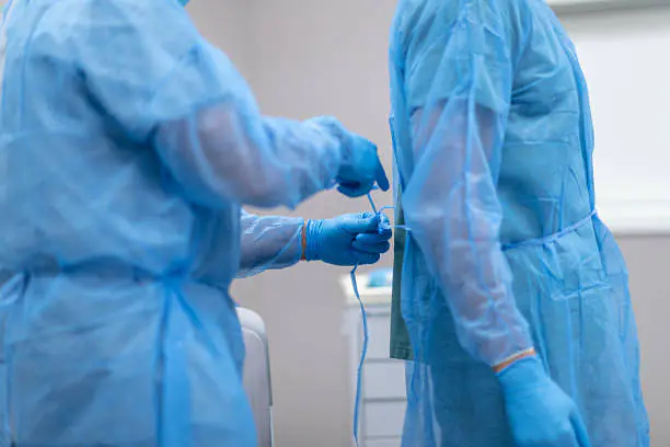 SMS 35 GSM Disposable Gown - Master